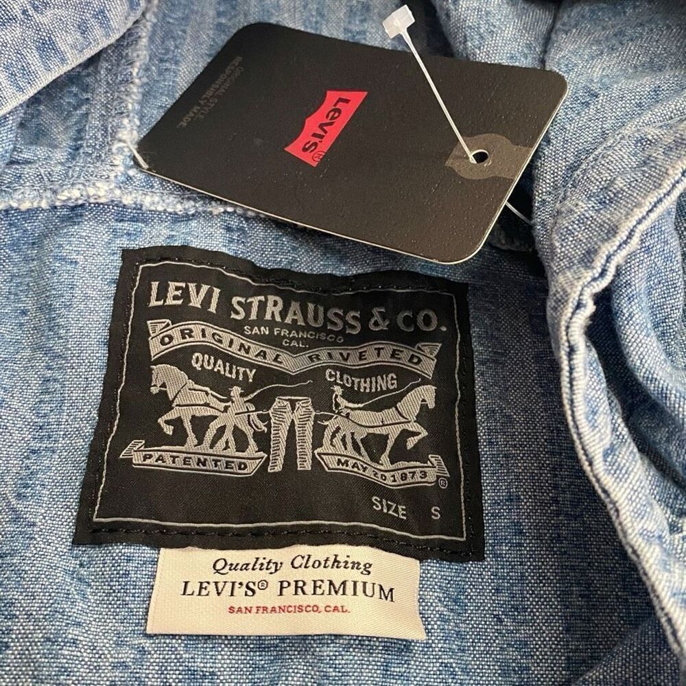 Levis Sutro "In The Sky" Seersucker Striped Denim Hooded Anorak Mens size M New - Picture 9 of 12